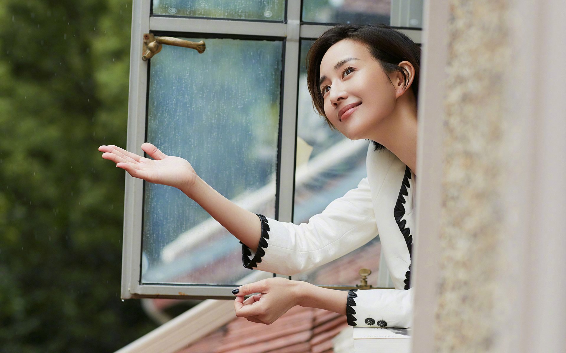 开云官网APP下载-弗赖堡边路传中精准创造威胁球，弗赖堡首发